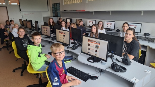 Letošní redakce Písaříku; Foto: J. Krupičková Letošní redakce Písaříku; Foto: J. Krupičková