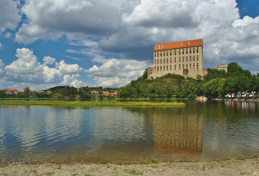 Adapťák na Plumlově; foto: web školy