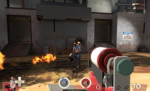 Obrázek ze hry zobrazuje jak medic útočí na pyra.